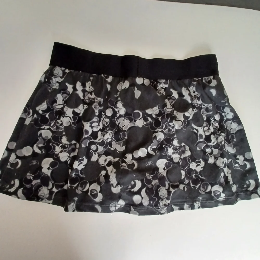 Nike Court Pure Print Dri-Fit Active Skort Skirted Shorts Sz Med Black Gray